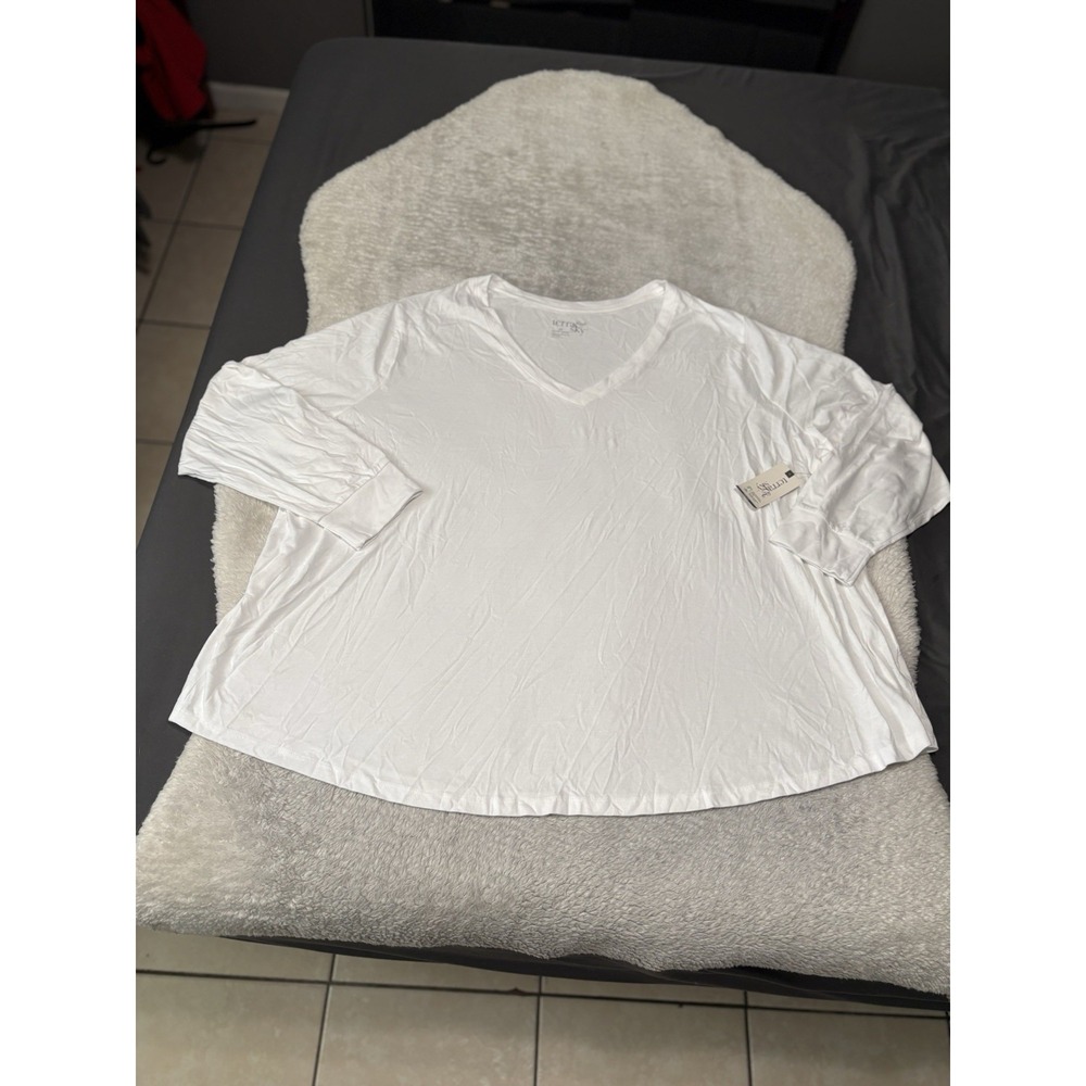New Terra & Sky Semi Fitted TS LS Core V Neck White Shirt Tee Plus 5X 32W 34W
